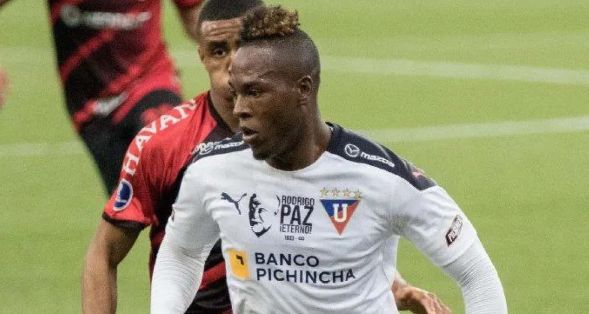 Liga de Quito se despidió de Jhojan Julio y empiezan a verle reemplazo para ocupar dicha plaza