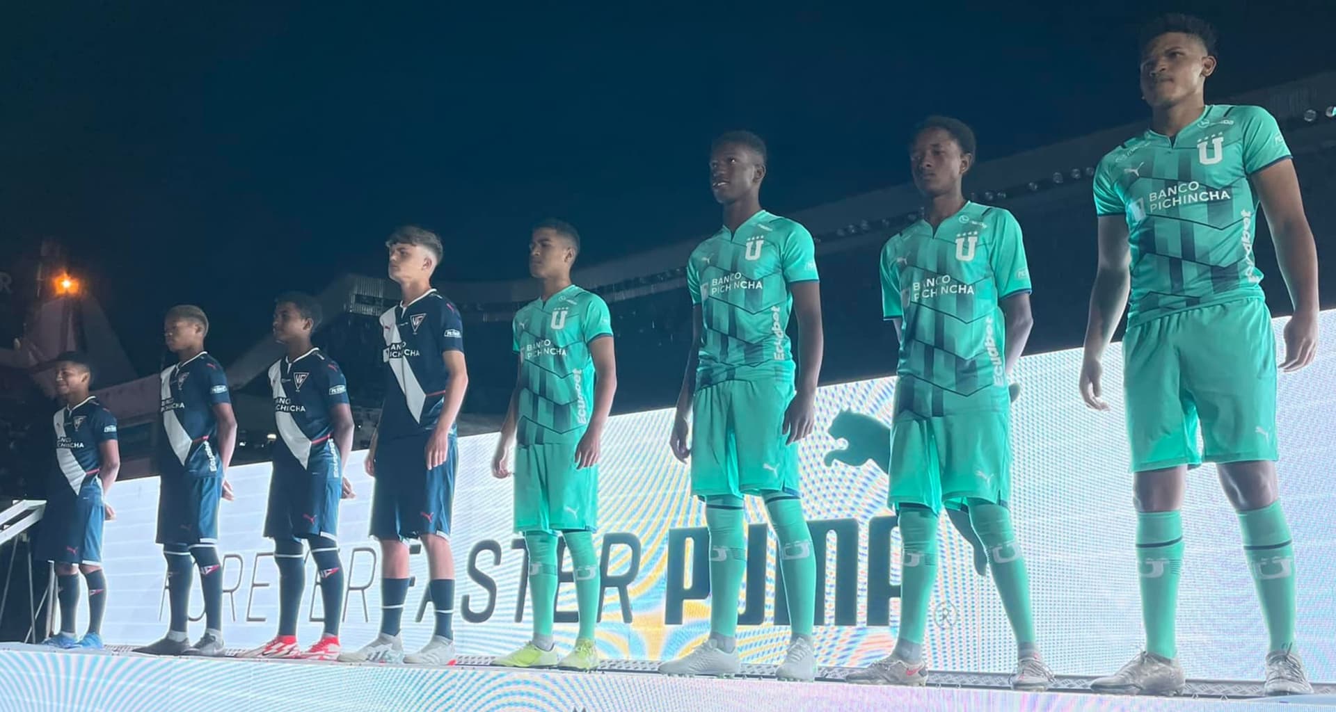 Liga de Quito tuvo su Noche Blanca donde presentó el plantel y un jugador fue deslotado en muy pocos minutos