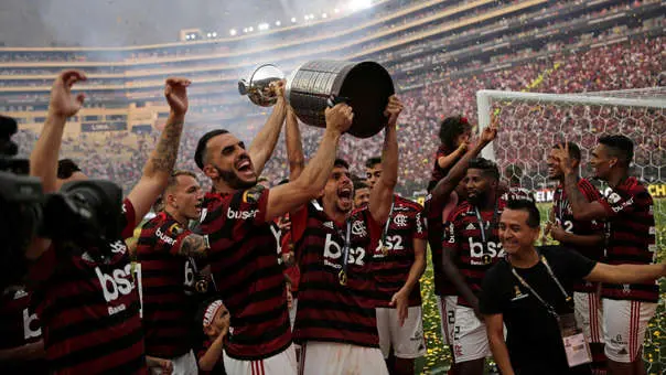 Los brasileños hinchas de Flamengo celebraron el título de la Libertadores