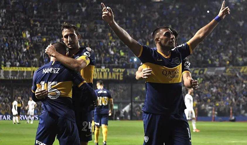 Los cuartos de final entre LDU y Boca Juniors se jugará en horario de oficina