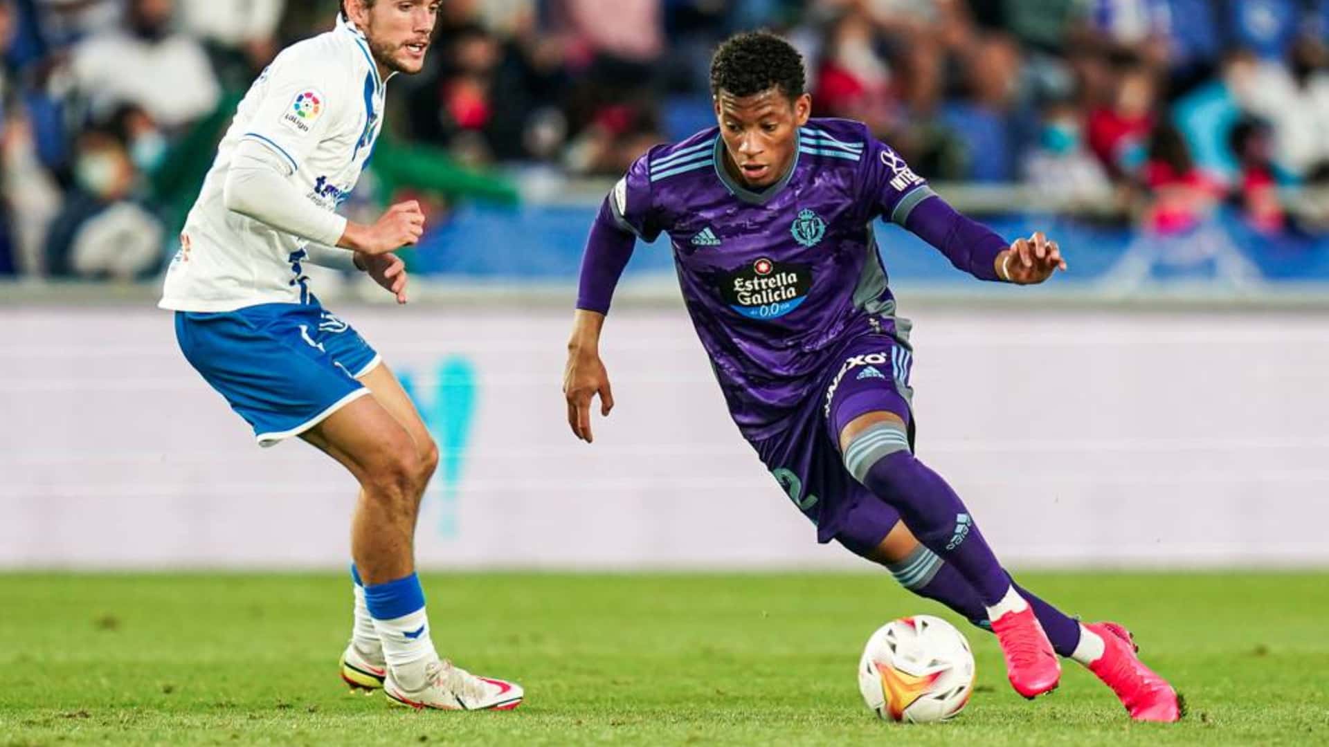 Los hinchas del Real Valladolid están contentos con el desempeño de Gonzalo Plata