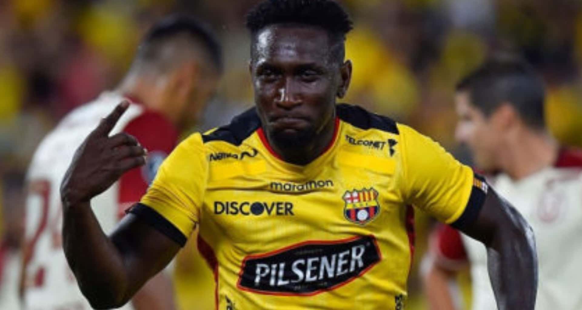 Luego de convertirse en figura de Barcelona SC en el Clásico del Astillero, en la última práctica Erick Castillo no estuvo presente ¿Qué pasó?
