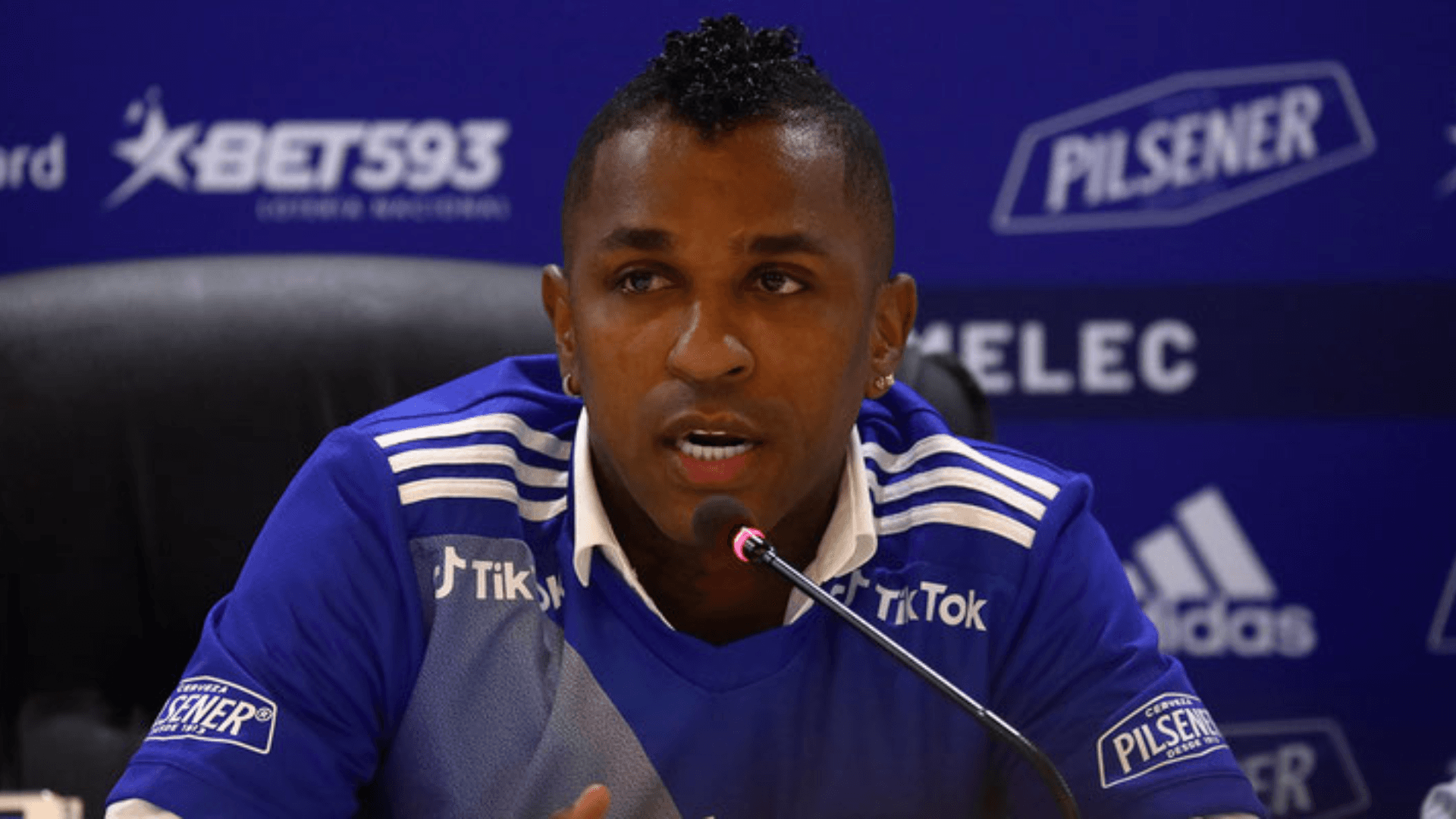 Miller Bolaños no seguirá en Emelec tras violar el toque de queda, podría tener nuevo equipo