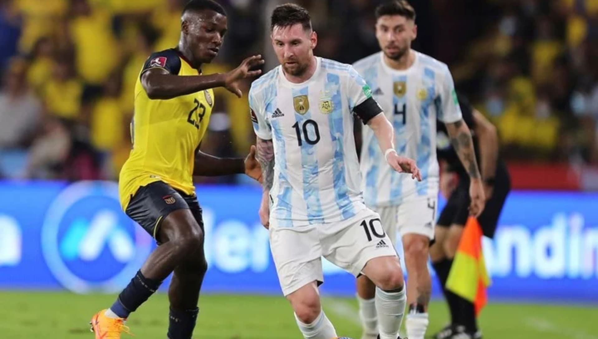 Moisés Caicedo confesó como le fue cuando enfrentó a Lionel Messi en las eliminatorias