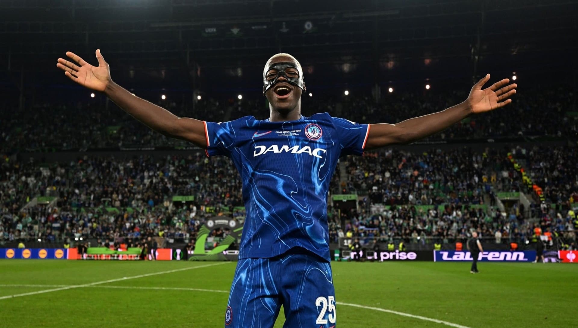 Moisés Caicedo jugador ecuatoriano