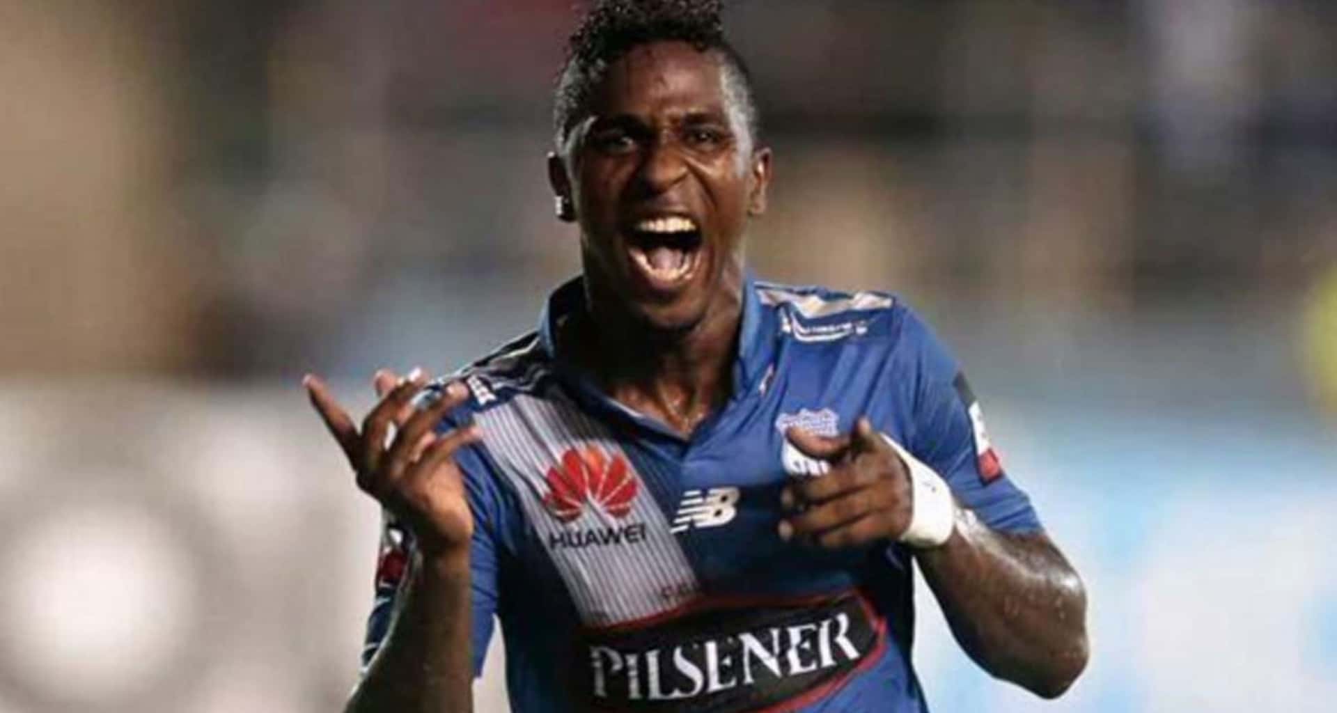 Nassib Neme llegó a decir que no le importaba si Miller Bolaños se iba de fiesta, con tal que rindiera en Emelec. Esto hace hoy el jugador en sus ratos libres