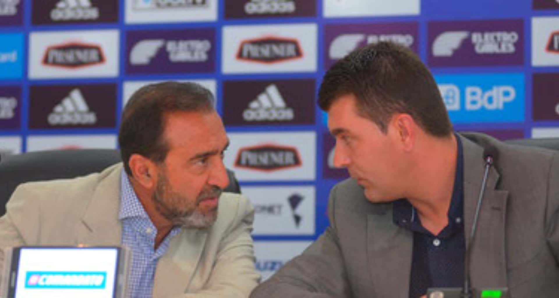 Nassib Neme tiene confianza en Ismael Rescalvo pero este entrenador que tiene la línea que le gusta al presidente, podría hacer que el español de un paso al costado