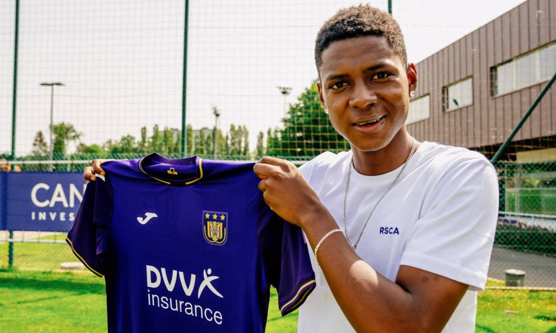 Nilson Angulo fue vendido al fútbol de Europa y hay un equipo que quiere sacar su tajada