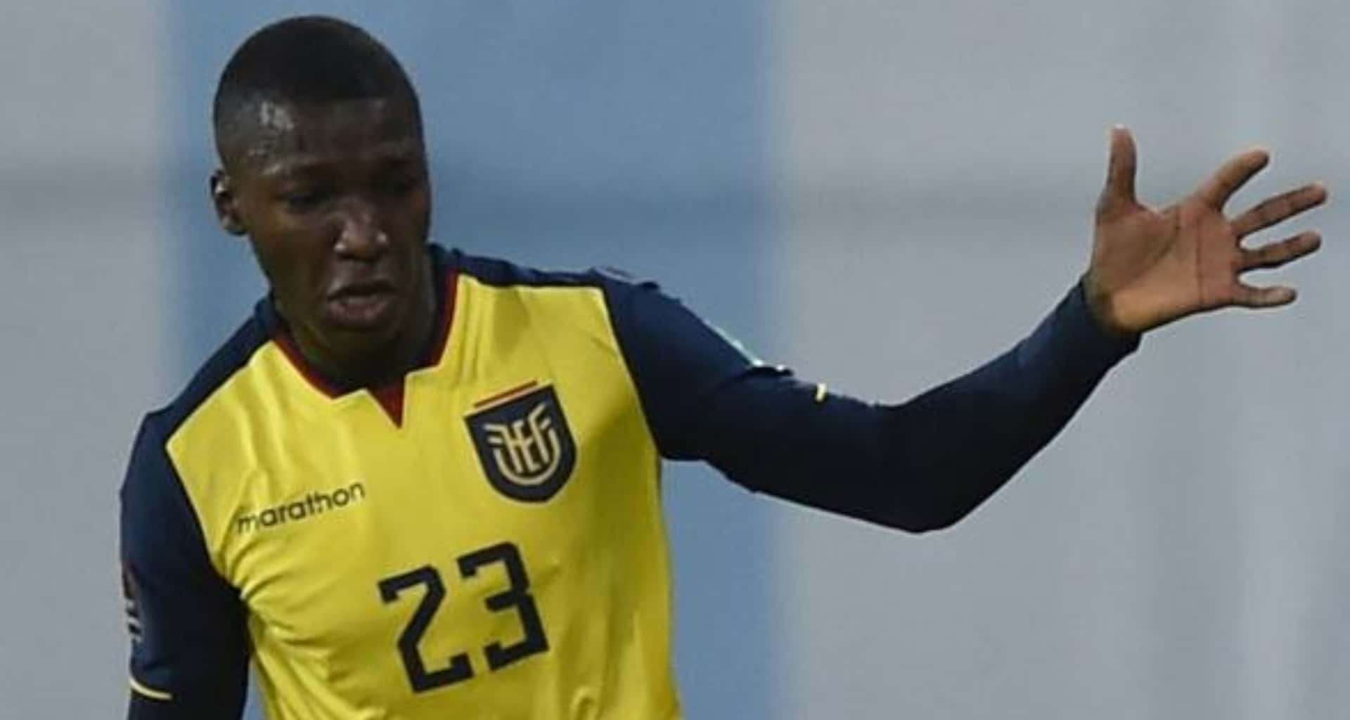 No fue el mejor partido para Moisés Caicedo y estuvo entre los puntos más bajos en la selección ecuatoriana