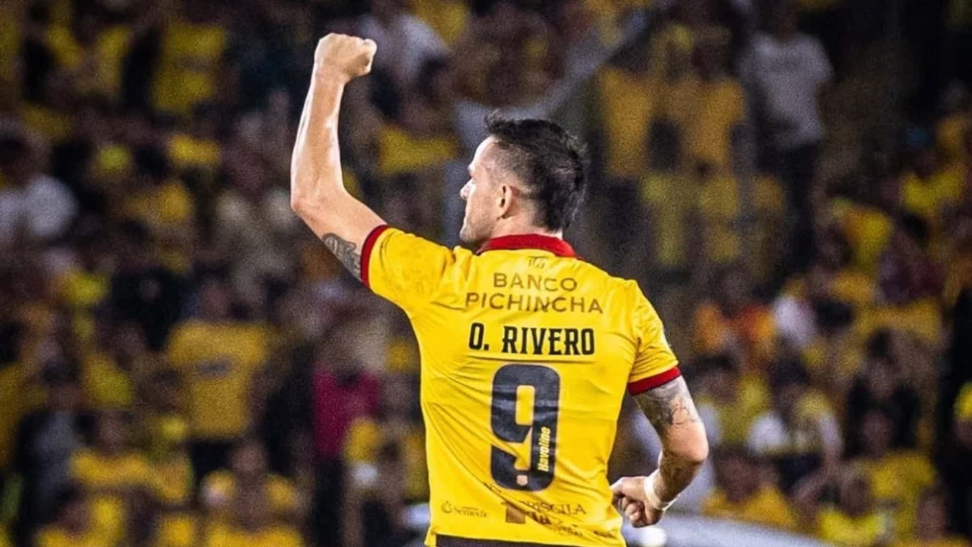 Octavio Rivero ya llegó a Chile para que el equipo de la Universidad de Chile lo firme este 2026