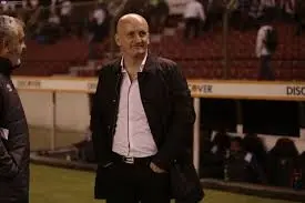Pablo Repetto parece que al fin encontró la formación ideal para Liga de Quito