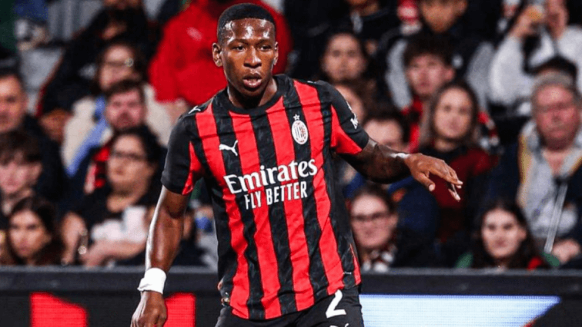 Pervis Estupiñán-AC Milan / Foto: Infobae