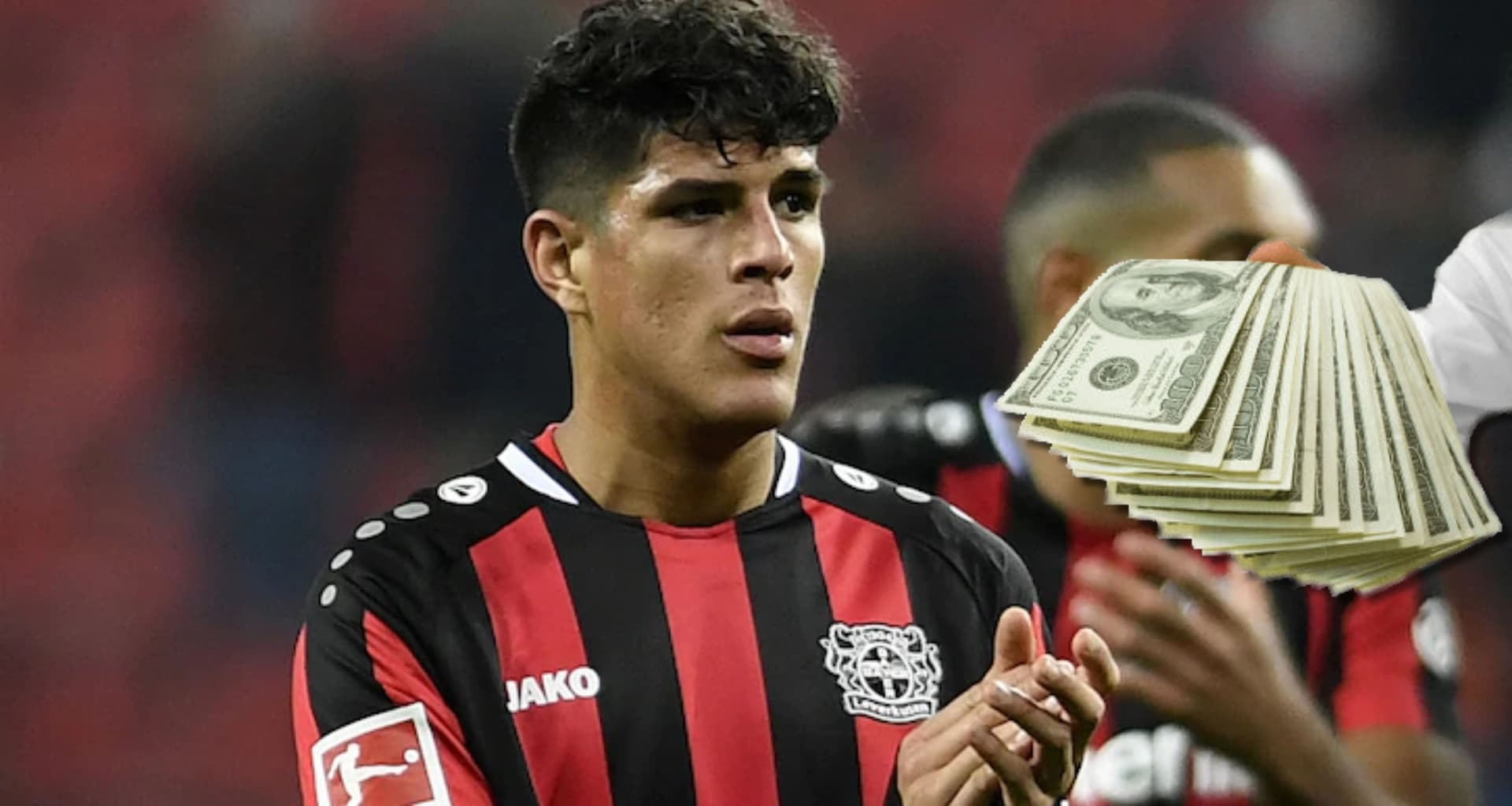 Piero Hincapié estuvo sondeado por este club, que ahora alista la chequera para convencer al Bayer Leverkusen de dejarlo ir para el 2023