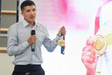 Richard Carapaz se ha convertido en un referente en la historia del deporte ecuatoriano y sus palabras hicieron enorgullecer al pueblo quien lo recibió con los brazos aibertos