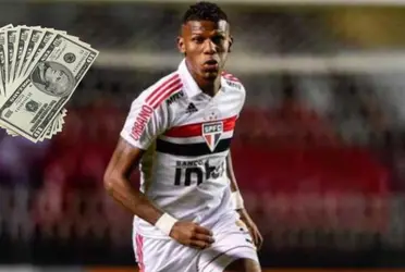 Robert Arboleda termina su contrato con Sao Paulo pronto y aunque lo quieren renovar no cumplen con el salario que quiere. Palmeiras, por su parte, lo mira con buenos ojos