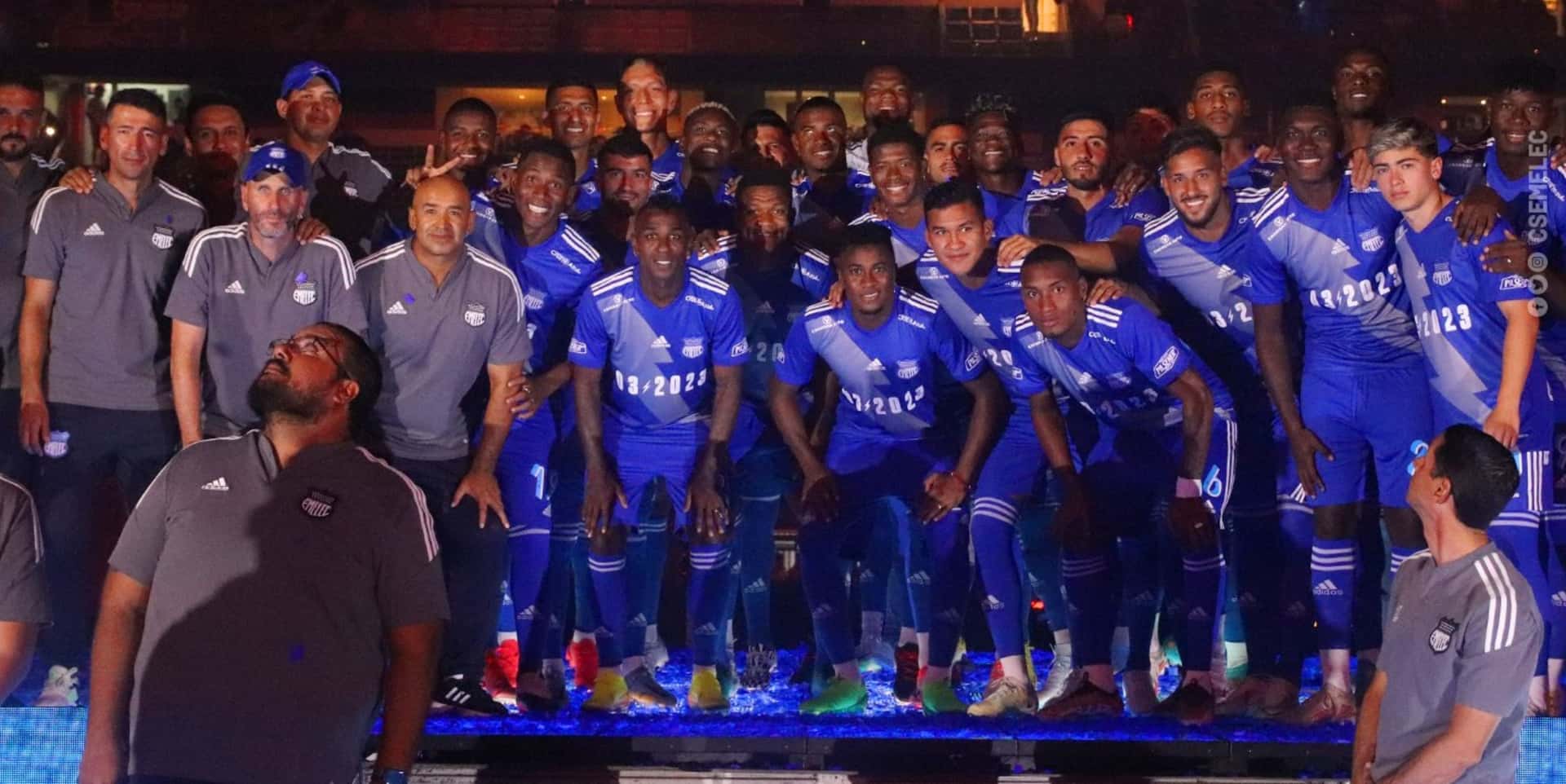 Se conoció que la directiva de Emelec plantea un incentivo económico para sus jugadores si ganan al Cuenca