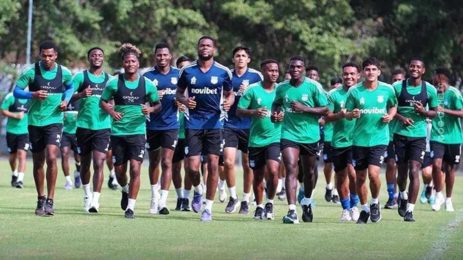 Se le fue otro jugador a Emelec, que hace poco lo había presentado