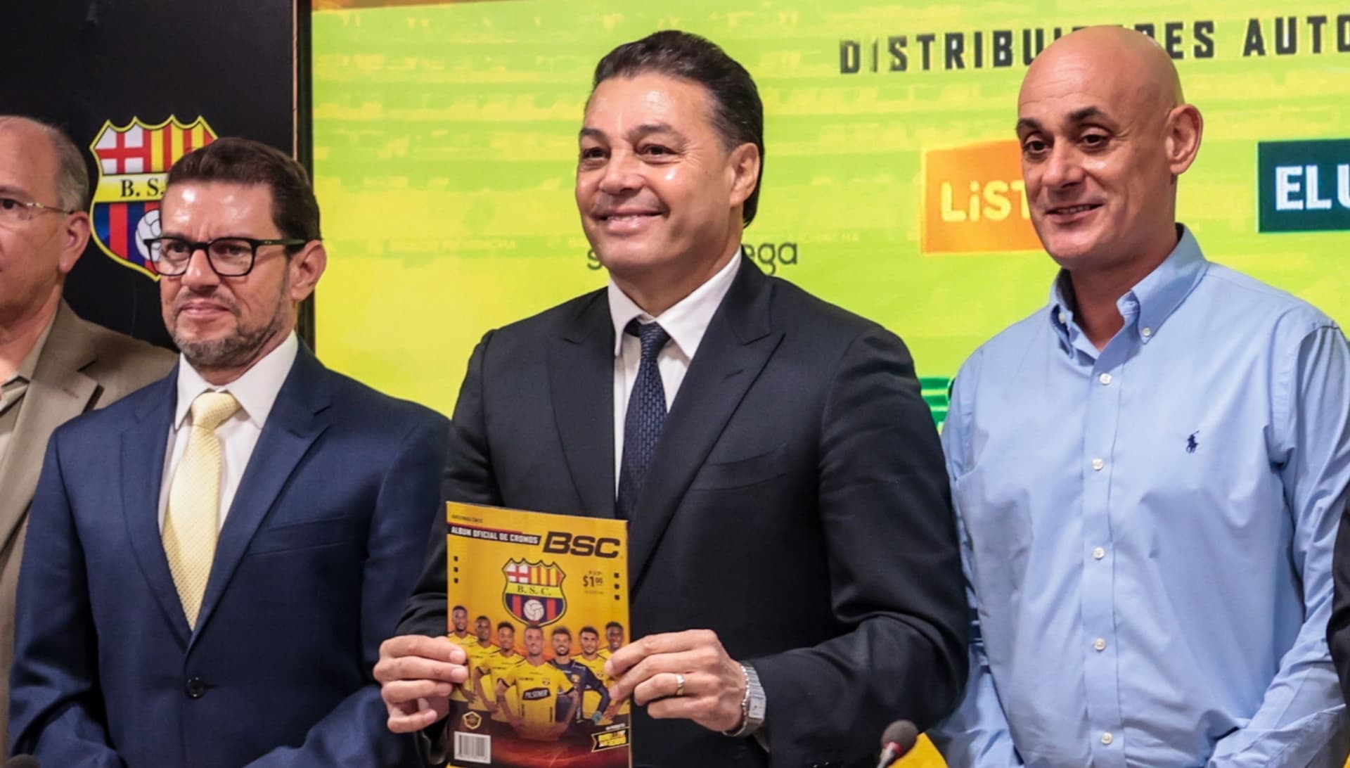 Según un reconocido periodista uno de los directivos de Barcelona se habría beneficiado por 1 millón de dólares