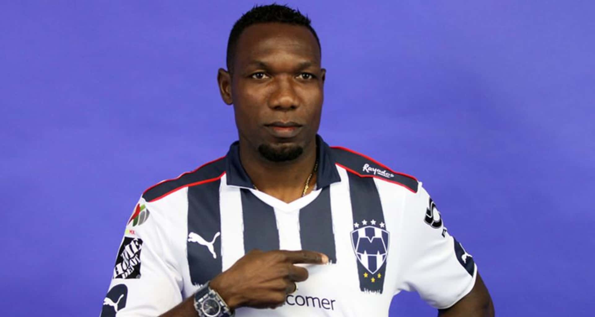 Walter Ayoví llegó a ser un jugador importante en la Selección Ecuatoriana y aunque ya estaba residiendo en México ha regresado porque un equipo ecuatoriano lo fichó