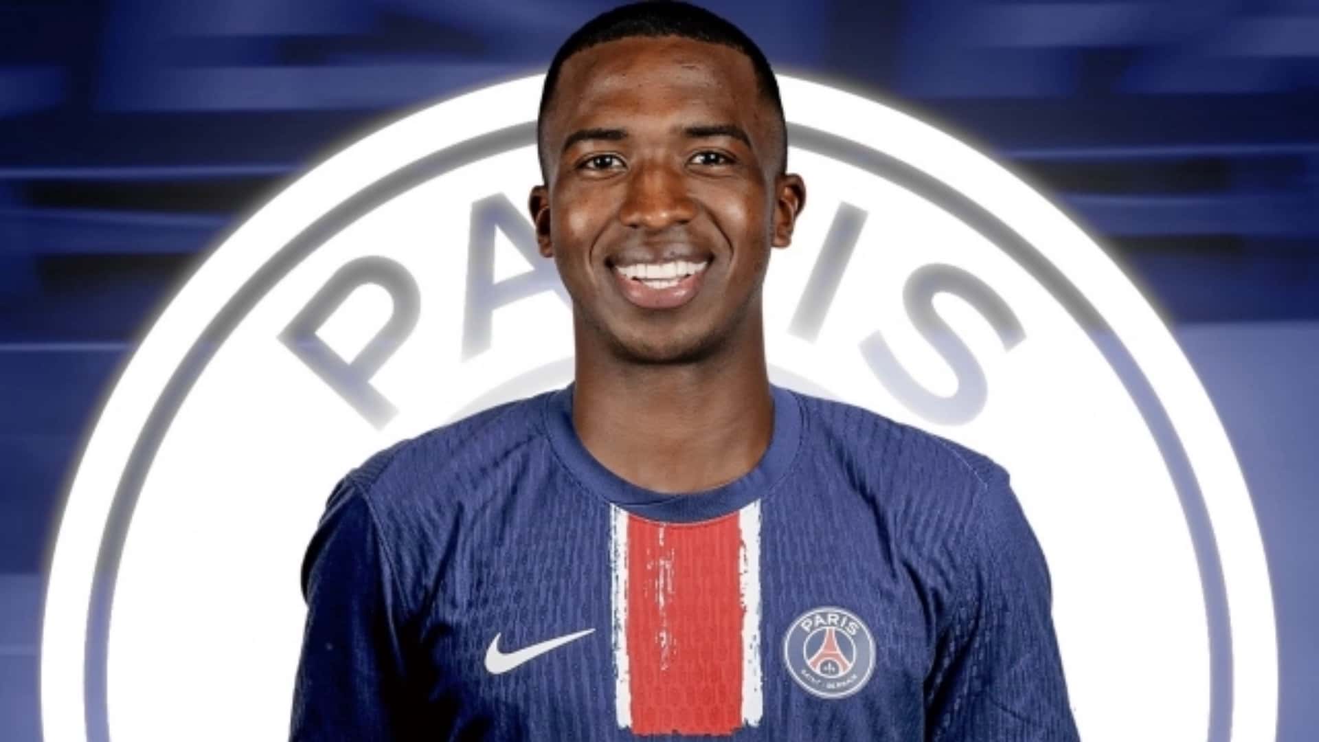 Willian Pacho jugador ecuatoriano