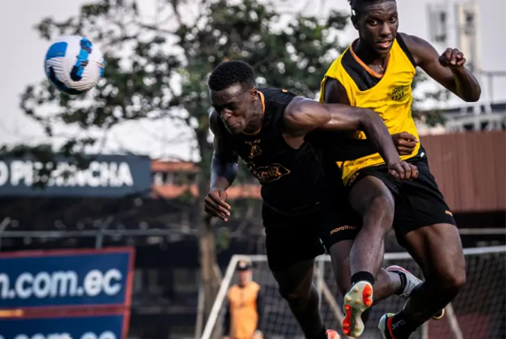 Vía Barcelona SC