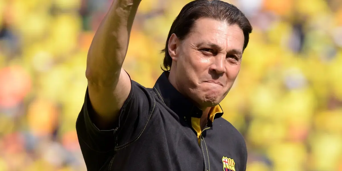 (VIDEO) Un hincha de Barcelona SC insultó a Alfaro Moreno en Estados Unidos y mira lo que hizo