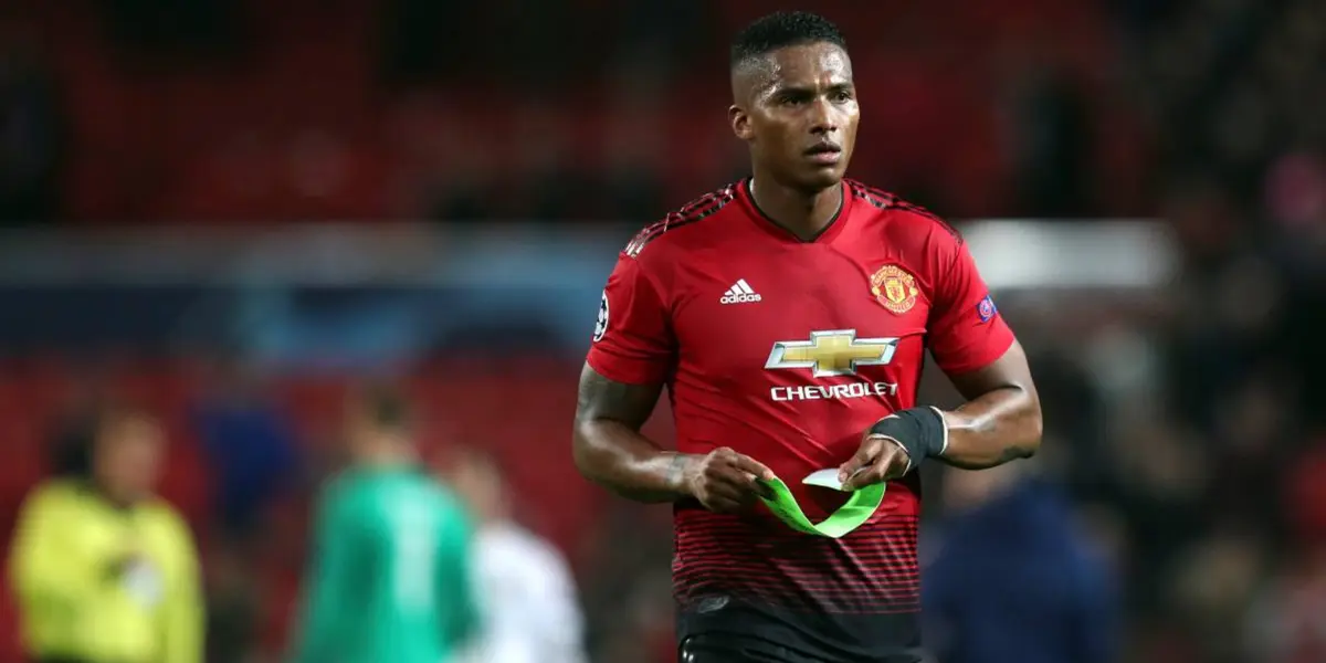 Antonio Valencia decidió dejar el fútbol a sus 35 años, debido al dolor que le provocaba una de sus rodillas y ahora se preparan los homenajes para el ecuatoriano