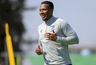 Antonio Valencia ha acumulado una vasta fortuna a lo largo de su carrera