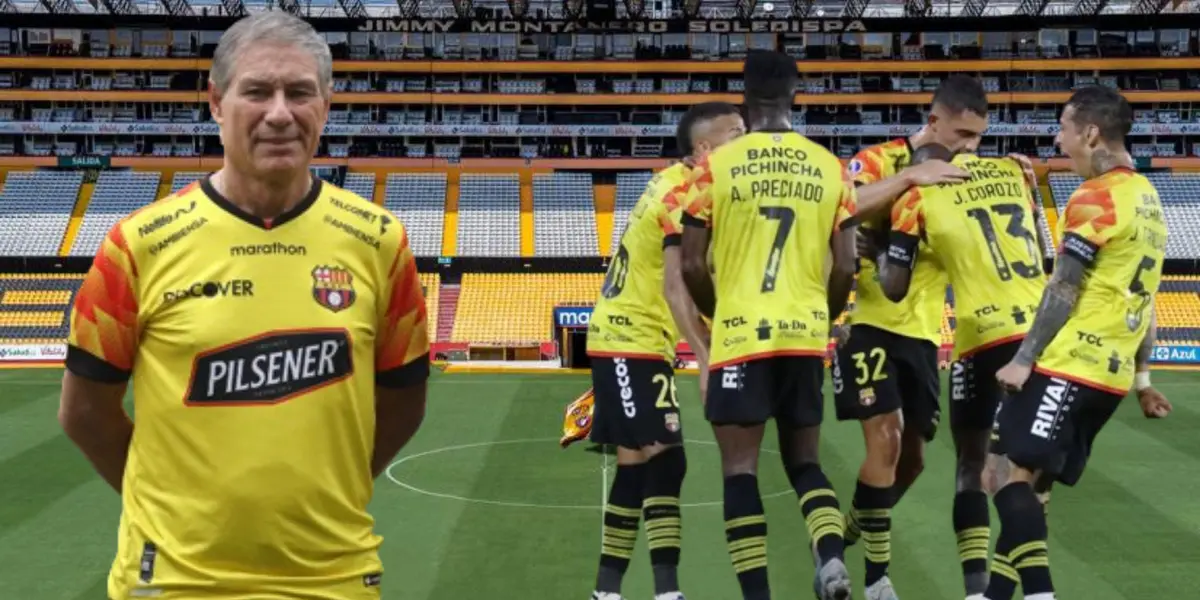 Ariel Holan y jugadores de Barcelona SC (Foto tomada de: Barcelona SC/API)