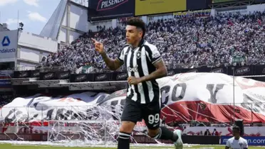 Botafogo y la hinchada de Liga de Quito 