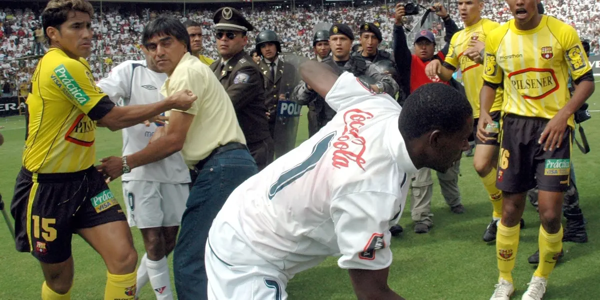 El ex Barcelona narra el después de la batalla campal con Liga y su enfrentamiento con Carlos Espínola