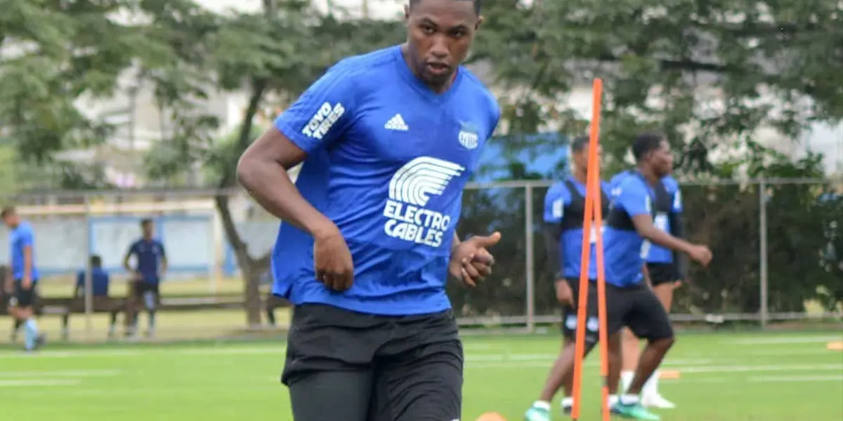 El zaguero central tendrá un nuevo equipo la próxima temporada