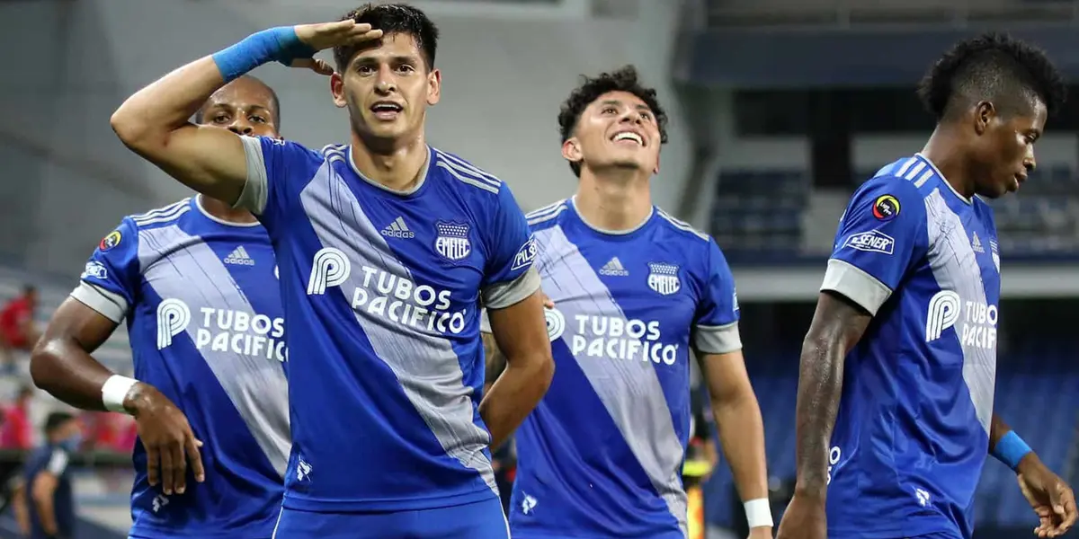 Emelec no se duerme en los laureles y, a la par que pelea dos frentes, también está atento de los jugadores que podría contratar gratis para el siguiente mercado de fichajes