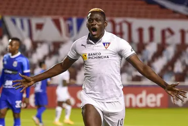 Facundo Barceló se ha convertido en el gran delantero de Emelec