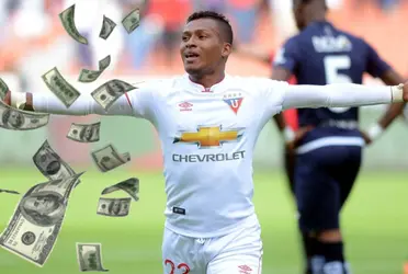 Fernando Guerrero en su mejor momento dejó Liga de Quito para irse a Emelec porque Nassib Neme le ofreció duplicar su salario. Ahora en Perú no ganará ni la mitad