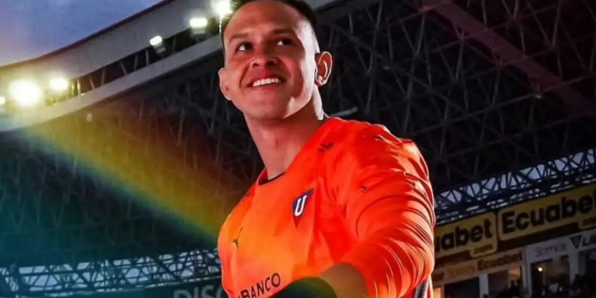 Es el segundo arquero de la selección y la decisión que habría tomado el Pato Hurtado con Valle