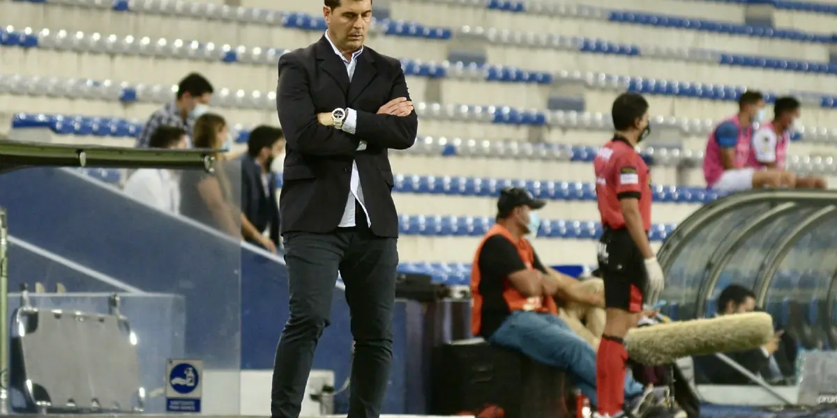 Ismael Rescalvo tomó un mala decisión y complicó nos clasificación de Emelec