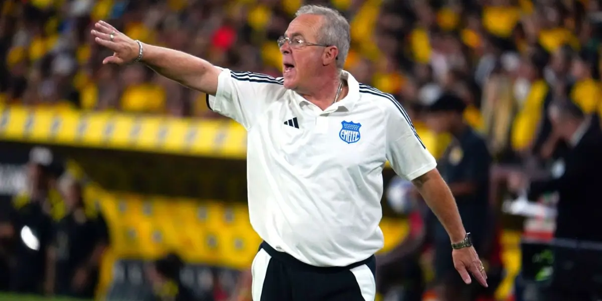 No gana, está peleando el descenso y el pedido de Célico a la hinchada de Emelec