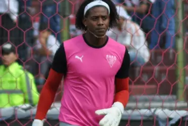 Leonel Nazareno fue a Chacaritas con la confianza y anuencia de Franklin Salas, sin embargo el Mago finiquitó su contrato y ahora hay candidatos a suplirlo y dirigir al portero de los registros de Liga de Quito