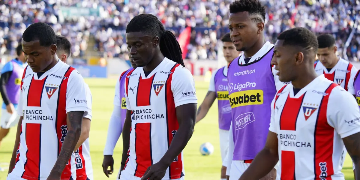 En pleno partido ante Católica, la noticia que recibió Liga de Quito desde la FEF por la resta de puntos