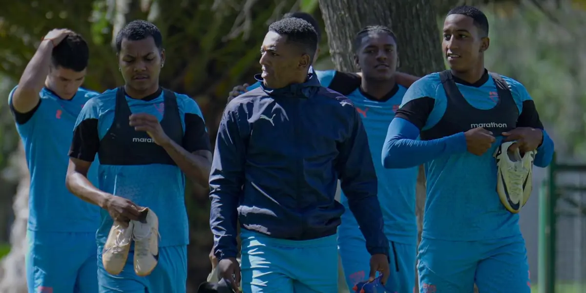 Ni lo presentaron, el refuerzo que ya llegó en silencio a Liga de Quito y se puso a entrenar