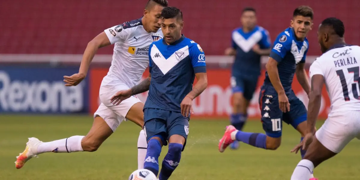 Liga de Quito hizo un papelón en Argentina cayendo 3 por 1 ante Vélez y uno de los jugadores que quedó en la historia grande del equipo ecuatoriano celebró sin tapujos