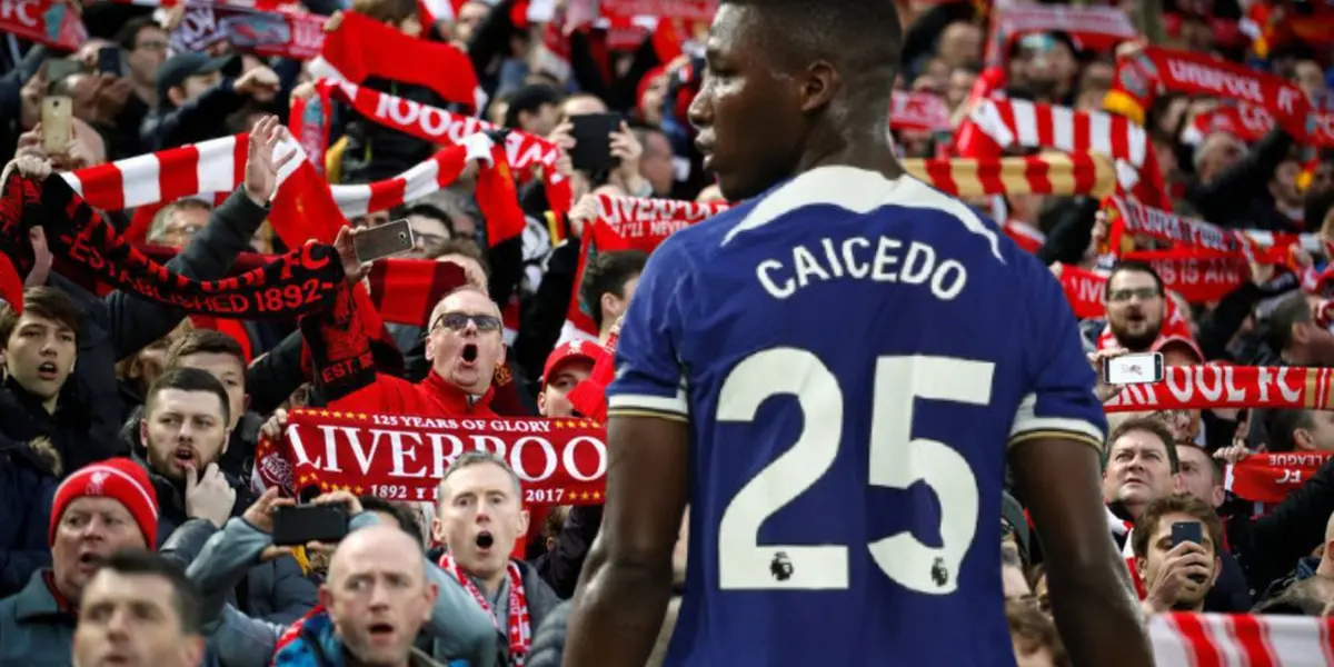 Moisés Caicedo y la hinchada del Liverpool 