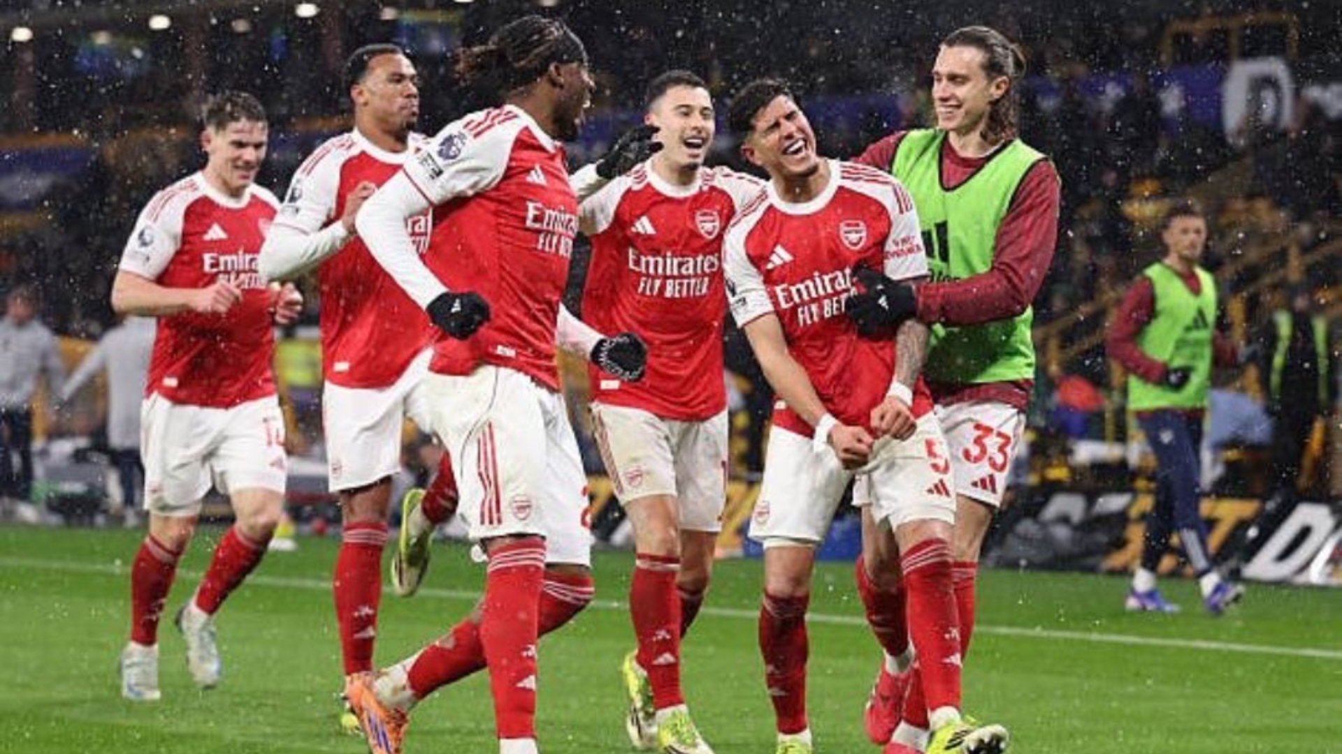Piero Hincapié anotó su primer gol con Arsenal pero Wolves empataron al ...
