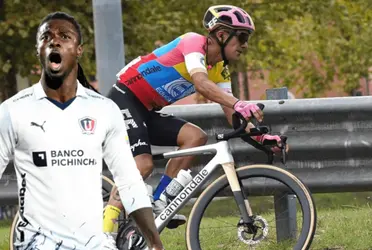 Ricardo Adé llegó al complejo de LDU en bicicleta