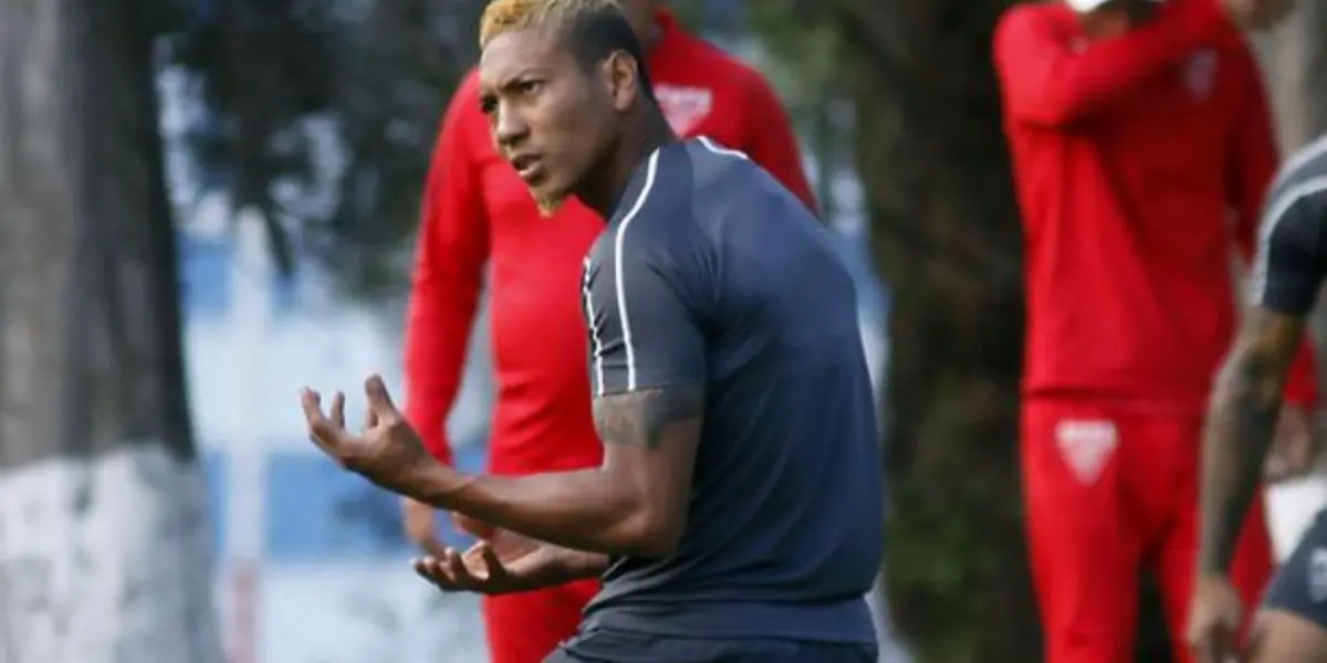 Se habla de la salida de José Quintero de Liga de Quito para el 2023 y necesitan un reemplazo. Mira el nombre que surgió y no gustará a los hinchas