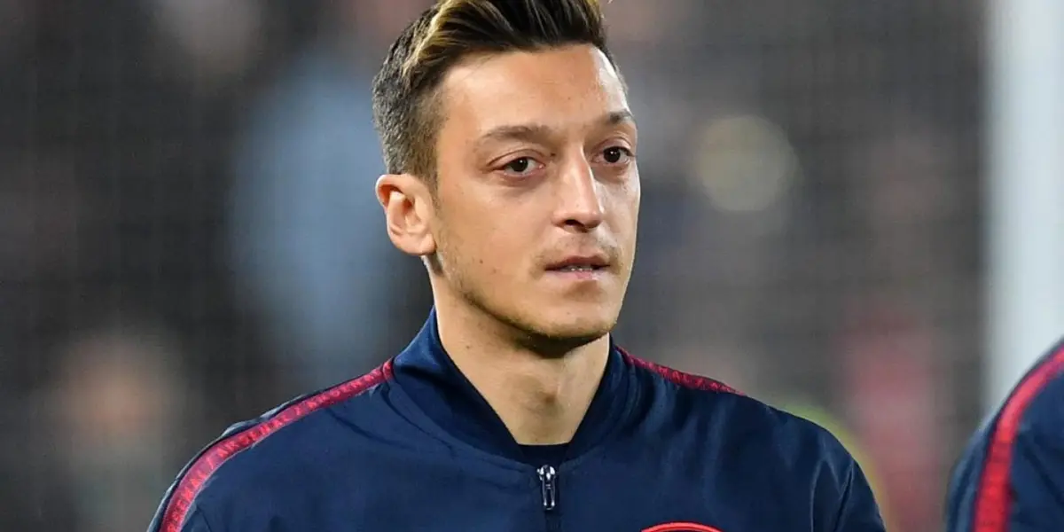 Uno de los jugadores ecuatorianos quiere ganarse un espacio en el fútbol internacional y recibió una gran oportunidad de Mezut Özil, astro alemán