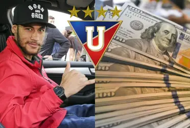Uno de los jugadores más talentosos que tuvo el fútbol ecuatoriano, llegó a ganar un dineral que le permitió darse lujos como tener el mismo carro de Cristiano Ronaldo