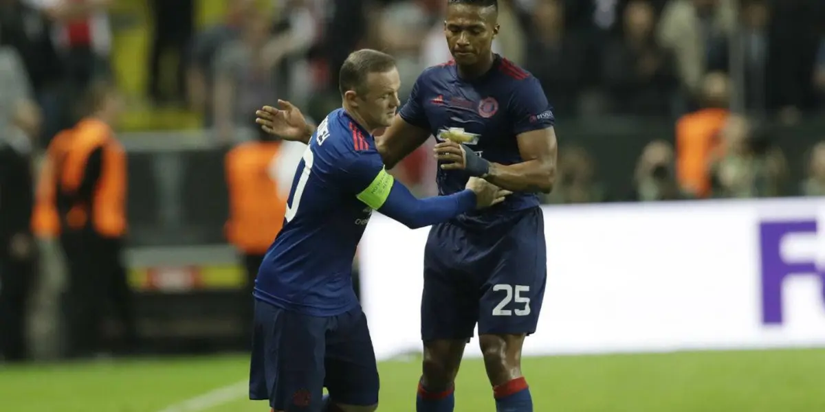 Wayne Rooney despidió de manera oficial a Antonio Valencia, que anunció su retiro del fútbol profesional con 35 años debido a un dolor de una de sus rodillas